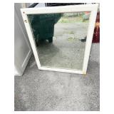 WHITE FRAME MIRROR