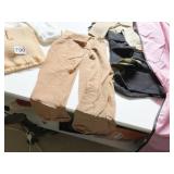 SOCKS MOSTLY NEW, VANITY FAIR 42D BRA