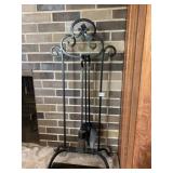 FIREPLACE STAND AND TOOLS STURDY