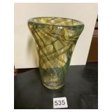 HAND BLOWN GLASS VASE WITH PRETTY PLAID DESIGN