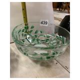 ABSTRACT GREEN & WHITE HAND-BLOWN GLASS BOWL