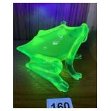 RAINFOREST FROG URANIUM GLASS 5" X 3.5"