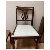 MAHOGANY SIDE CHAIR W/ HARP BACK