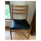WOOD SIDE CHAIR W/ BLACK VINYL SEAT GOOD
