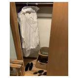 2 BASKETS, SHOE FORM, DRESS SHIRT