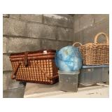 VERY NICE WICKER PICNIC BASKET, HANDLED BASKET