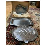 3 SERVING TRAY W/ MEAT PLATTER AND LEAF SHADE