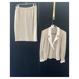 VINTAGE JACKET & SKIRT KNIT 2 PIECE BUTTON FRONT
