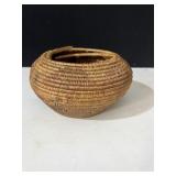 VINTAGE WEAVE BASKET BOWL 4" H X 8" ROUND