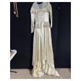 VINTAGE WEDDING DRESS 29" WAIST