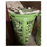 HAMPER OF 50 WHITE WOODEN BOTTOMS HANGERS