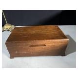 VINTAGE MUSIC BOX PLAYS BRAHMS LULLABY (WORKING