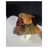 FEATHER BUCKET HAT