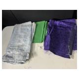 VINTAGE FABRIC PURPLE ON PURPLE 3.5 YDS X 50",