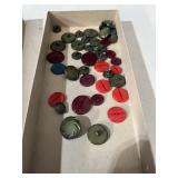 VINTAGE BUTTONS