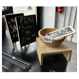 WOODEN DISPLAY ITEMS EASELS, RISER, BOWL, SIGN