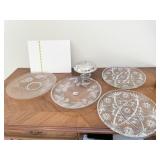 FOUR GLASS SERVING PLATTERS IN COVERED STAINLESS