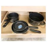 SILVERSTONE NO STICK PIECE COOKWARE SET WITH SOFT