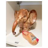 WOOD CAR HOLLAND SHOE, WOOD ELEPHANT 9 1/2 INCHES