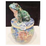 MAXCERA TILE DESIGN W/ FROG ON TOP GARDEN ACCENT