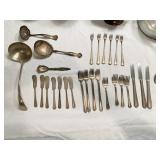 SILVERPLATE FLATWARE