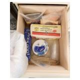 400 TO 500 NAPKINS, BEVERAGE CUPS DIXIE STYLE,