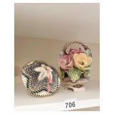 PARASOL UMBRELLA CAPODIMONTE 8-INCH-TALL BASKET