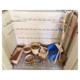 PLANTERS, DISH PAN MIRACLE GRO, WATER PIPE