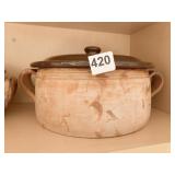 CLAY DOUBLE HANDLE BASE CASSEROLE W/ LID 12.5" D
