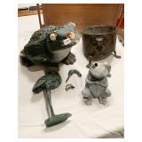 FROGS, PLANTER MISSING 1 FOOT