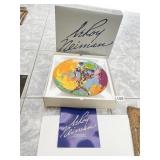 COLLECTORS INTERNATIONAL ROYAL DOULTON LEROY