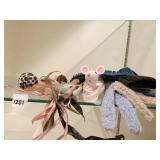 KITTY TOYS, BRUSH, ETC.