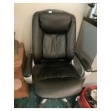 OFFICE CHAIR HIGH BACK ON WHEELS