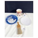 FRANKOMA 1972 PLATE, HUNTING DOG BRUSH, THE ISLE