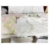 TABLECLOTHS, TABLE RUNNERS