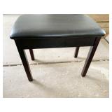 FAUX LEATHER TOP OTTOMAN