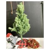 CHRISTMAS TREE IN BOX & BLOW UP 7 1/4" HAT, NEW