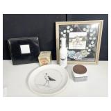 PICTURE FRAMES, PHOTO ALBUM, PLATE, BOTTLE