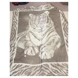 BROWN TIGER THROW