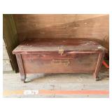 CEDAR CHEST W/ COPPER TRIM ACCENT W/ KEY 40X19X18
