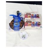 LETï¿½S BAKE CAST IRON SKILLET, FRUIT TEA