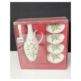 LENOX OIL BOTTLE GIFT SET HOLIDAY NIB