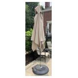 LARGE ROLLING BASE 10 PATIO UMBRELLA GOOD