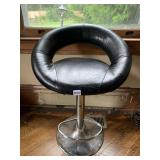 24" DIAMETER RETRO BAR STOOL WITH METAL BASE 32"H