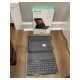 SLIM FOLIO LOGITECH I PAD W/ KEYBOARD AND COVER