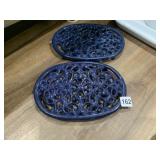 BLUE TRIVETS CAST IRON