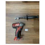 DRILL AND HANDLE MILWAUKEE IMPACT - NO BATTERY