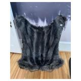 FOLDING FAUX FUR CHAIR