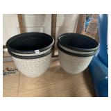 4 MATCHING FAUX TILE PLASTIC PLANTERS