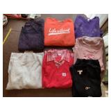 NEW SZ. MEDIUM CLOTHING